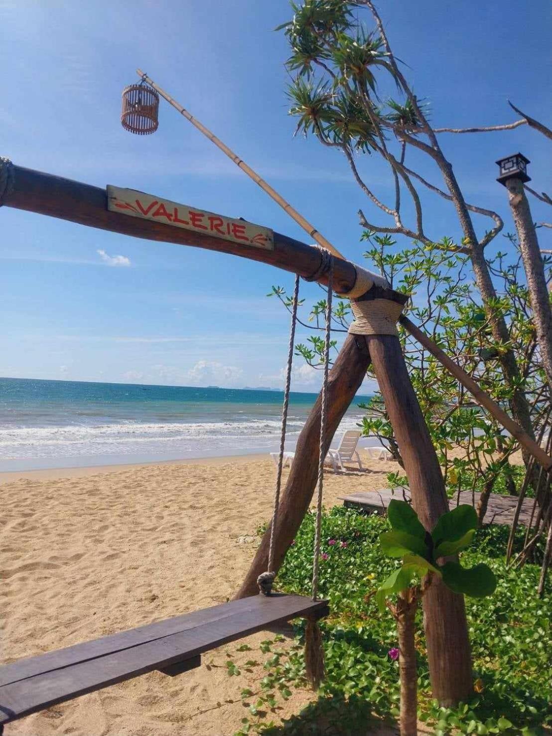 Walden Koh Lanta - Tiny Homes By The Sea Exterior photo